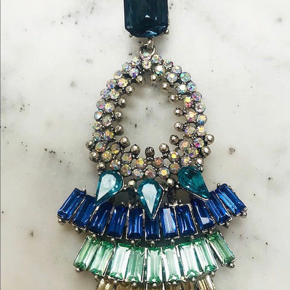 Beautiful Crystal Statement Earrings,Boutique NWT - Picture 2 of 5